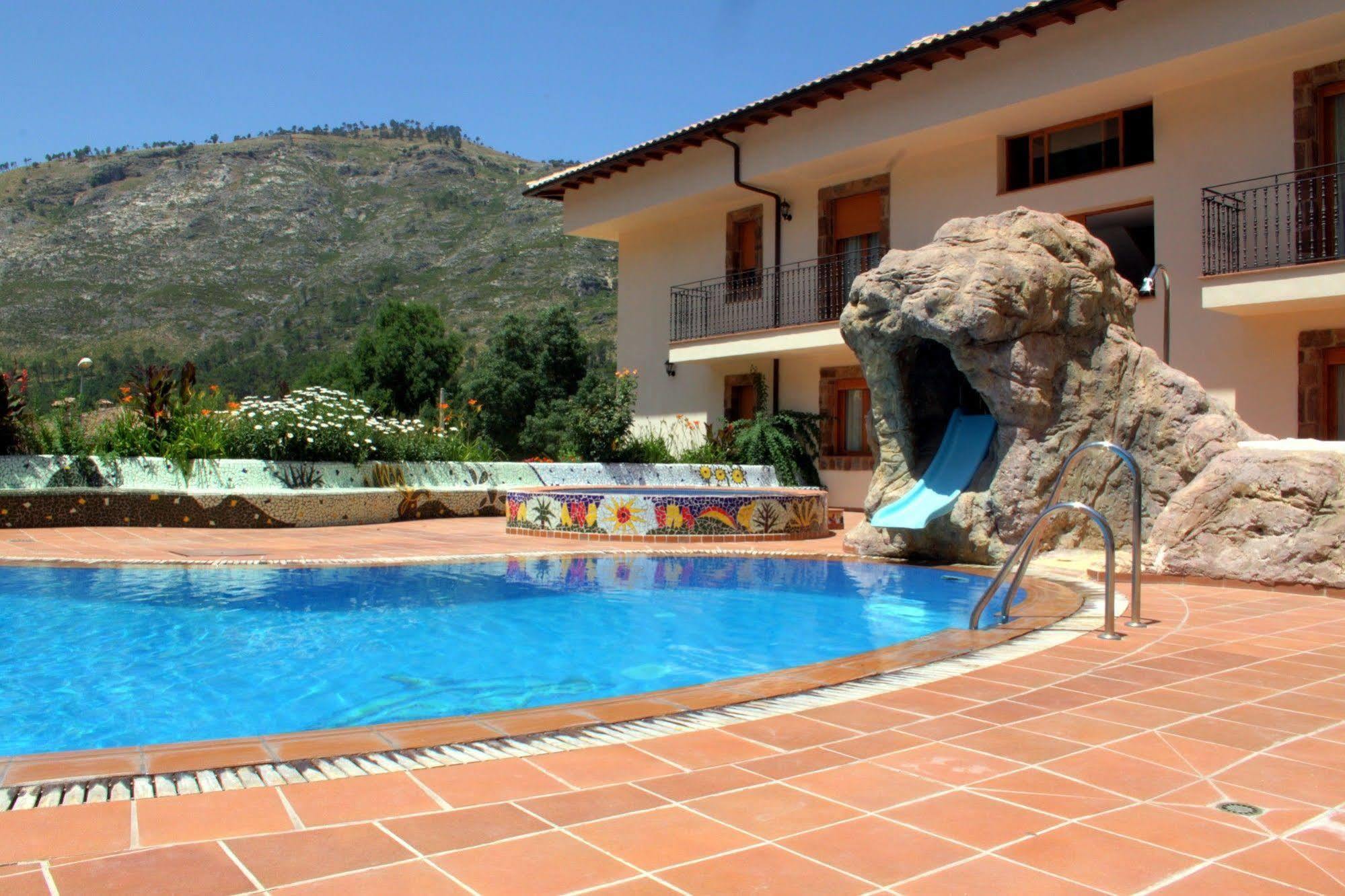 Hotel Balneario Parque De Cazorla Arroyo Frio Exterior foto